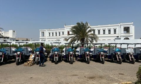 TİKA Sudan'da Su Tankeri Dağıttı