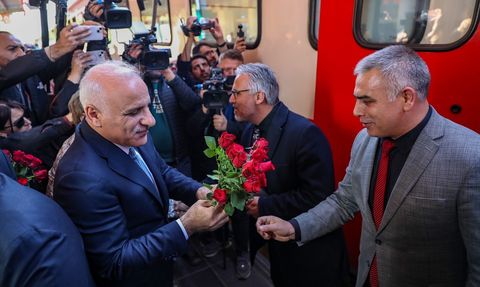 Turistik Diyarbakır Ekspresi İlk Seferine Çıktı