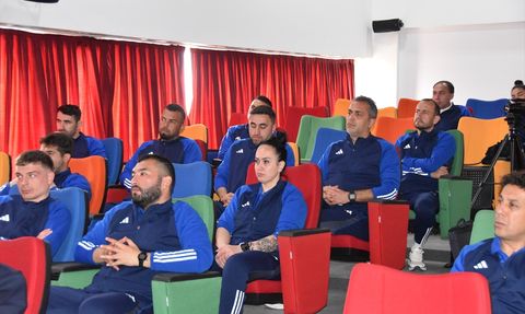 UEFA Kaleci B Lisans Antrenör Eğitimi İzmir'de Devam Ediyor