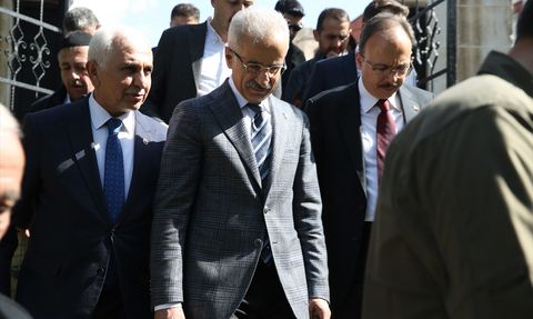 Ulaştırma ve Altyapı Bakanı Uraloğlu'ndan Ayrımcılığa Karşı Birlik Mesajı