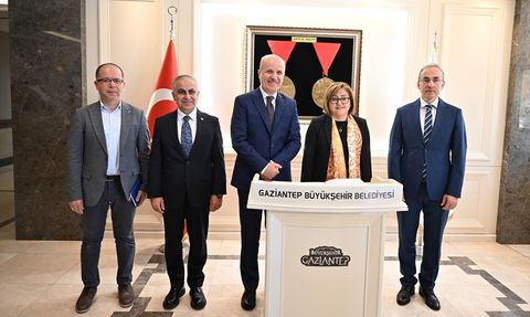 YÖK Başkanı Erol Özvar Gaziantep'te Resmi Ziyaretler Gerçekleştirdi