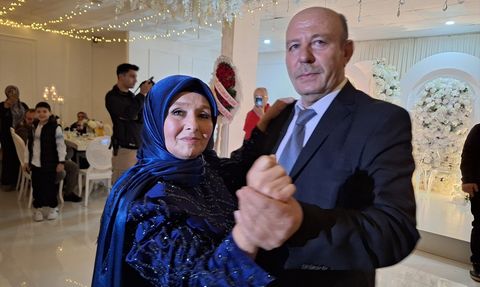 Zonguldak'ta 40. Evlilik Yıldönümünde Aileye Vurgu