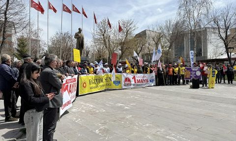 1 Mayıs Emek ve Dayanışma Günü Erzurum ve Çevresinde Coşkuyla Kutlandı