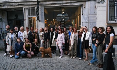 25 Sanatçının Eserleriyle Yankı Odası Sergisi Açıldı