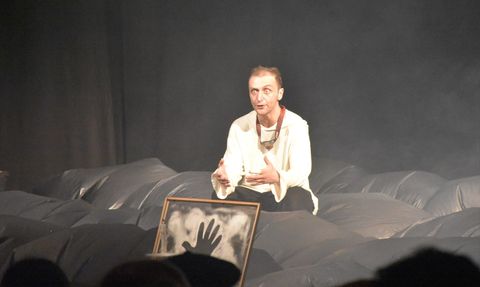 25. Uluslararası Karadeniz Tiyatro Festivali Trabzon'da Sahnede