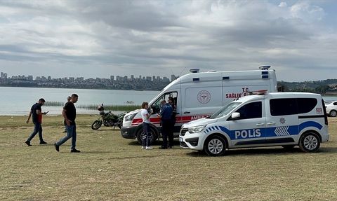 Adana'da Seyhan Baraj Gölü'nde Kaybolan Genç İçin Arama Çalışmaları Devam Ediyor
