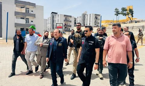 AFAD Başkanı Ali Hamza Pehlivan İdlib Valiliğini Ziyaret Etti