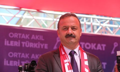 Ağıralioğlu Tokat'ta Parti Binası Açtı