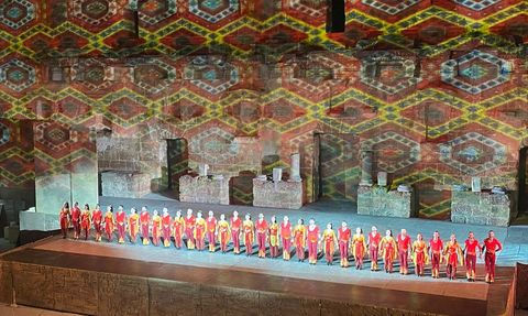 Anadolu Ateşi Aspendos'ta Sanatseverlerle Buluştu