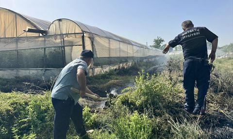 Antalya'da Yangın Kontrol Altına Alındı