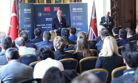 Bakan Bolat, Türkiye-İngiltere İş Forumu'nda Ekonomik İşbirliğini Vurguladı