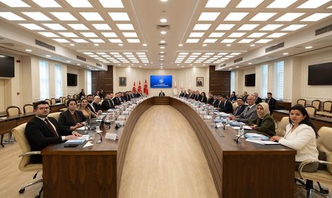 Bakan Işıkhan ve HAK-İŞ Genel Başkanı Arslan Görüştü