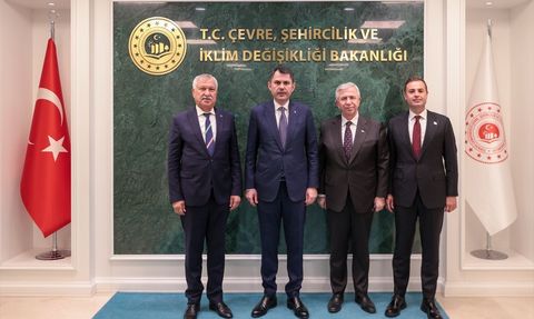 Bakan Kurum, Büyükşehir Belediye Başkanlarını Ağırladı