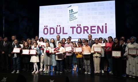 Bakan Tekin'in İstanbul'daki Kitap Okuma Yarışması Açıklamaları