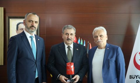 BBP Genel Başkanı Mustafa Destici'den Türk Kızılay'a Kurban Vekaleti