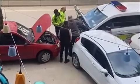 Bilecik’te Polis Yolda Kalan Aracı Destekledi