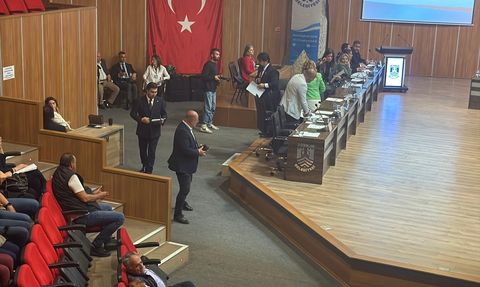 Bodrum'da Meclis Toplantısında Tartışmalar Büyüdü