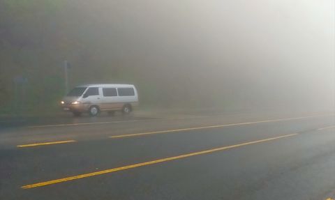 Bolu Dağı'nda Sis Ulaşımı Olumsuz Etkiliyor