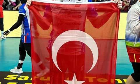 Bülent Karslıoğlu ile Endonezya'daki Voleybol Başarısı