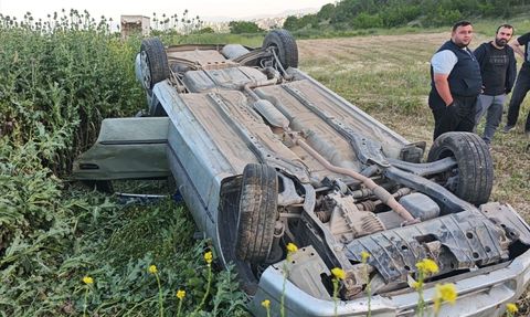 Bursa'da Şarampole Devrilen Otomobilde 5 Yaralı