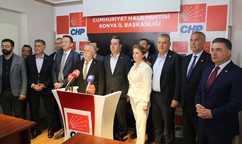 CHP Genel Başkan Yardımcısı Erhan Adem'den Basın Toplantısı