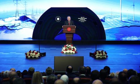 Cumhurbaşkanı Erdoğan Yenilenebilir Enerji Yatırımları Hakkında Açıklamalarda Bulundu