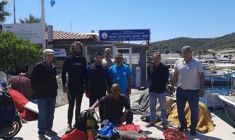 Datça'da Deniz Dip Temizliği: 2 Ton Atık Toplandı