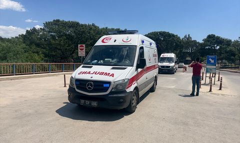 Deniz Kuvvetlerinin Helikopteri Antalya Açıklarına Acil İniş Yaptı