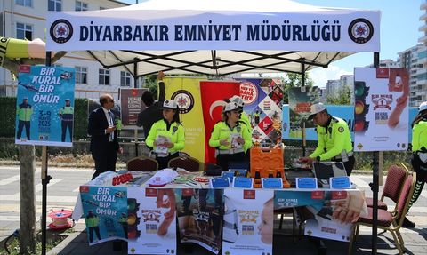 Diyarbakır'da Karayolu Trafik Güvenliği Haftası Etkinliği