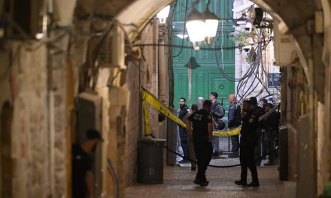 Doğu Kudüs'te Bıçaklı Saldırı: İsrail Polisi Bir Şüpheliyi Öldürdü