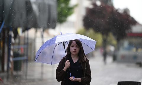Edirne'de Fırtına ve Dolu Hayatı Olumsuz Etkiledi