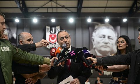 Engelliler Haftası'nda Dostluk Maçı: Beşiktaş Tüpraş ve Batman Tekerlekli Sandalye Basketbol Takımları Bir Araya Geldi