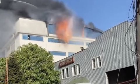 Esenyurt'ta Tekstil Atölyesinde Yangın