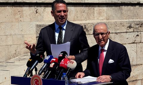 Eski TBMM Başkanlarından İmamoğlu'na Destek Çağrısı