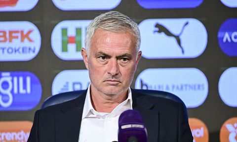 Fenerbahçe Teknik Direktörü Mourinho'dan Hakem Eleştirisi