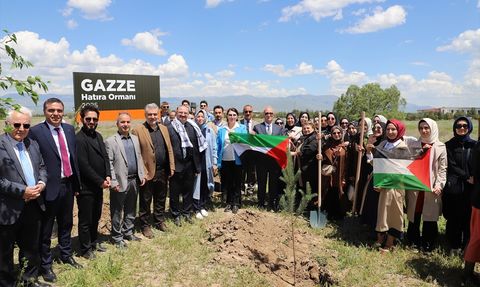 Gazze Hatıra Ormanı: Filistin İçin Umut Fidanları