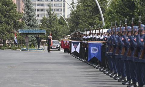 Genelkurmay Başkanı Gürak, Mısır Genelkurmay Başkanı Halife ile Görüştü