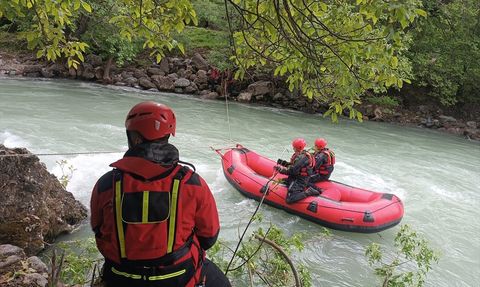 Hakkari'de Kaybolan Genç İçin Arama Çalışmaları Devam Ediyor