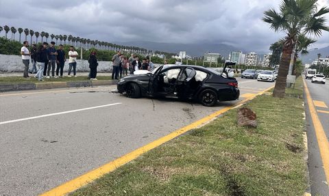 Hatay'da Otomobil Kazası: 5 Yaralı