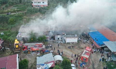 Hatay'da Tekstil Atölyesinde Yangın