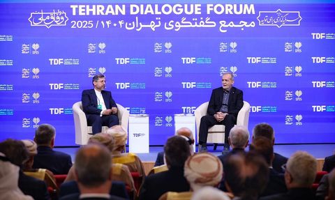 İran Cumhurbaşkanı Pezeşkiyan: "Batı'nın Barış Mesajlarımızı Göz Ardı Ediyor"