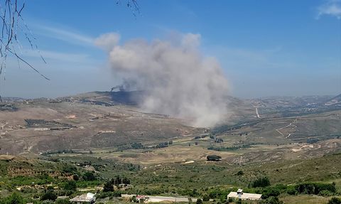 İsrail'in Lübnan'a Düzenlediği Hava Saldırıları Can Aldı