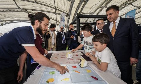 İstanbul Bilim ve Uzay Festivali: Bilimseverler Bir Araya Geldi