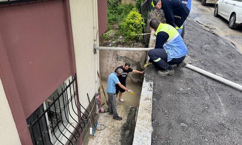 İstanbul'da Yağışlar Trafiği Etkiliyor
