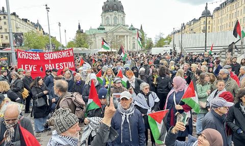 İsveç’te Gazze Saldırılarına Protesto