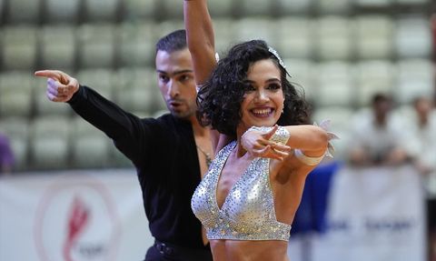 İzmir'de Dans Coşkusu: Türkiye Kulüpler Arası Etap Yarışması