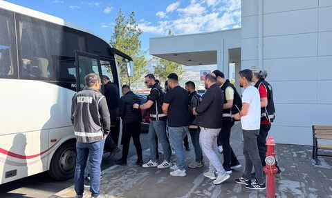 Kahramanmaraş'ta Tefecilik Operasyonu: 5 Kişi Tutuklandı