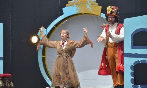 Karaman'da Çocuklar 'Masal Treni' ile Tiyatroyla Buluştu