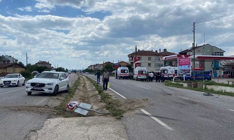 Kastamonu'da Ambulans ve Cip Çarpıştı: 4 Yaralı