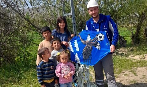 Kayseri'de Ekipler Uçurtma Kurtardı